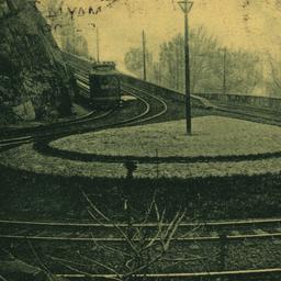 Horse Shoe Curve on Palisad...