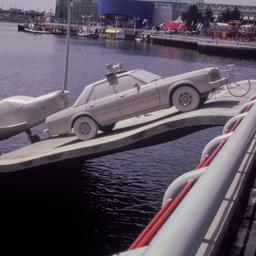 White airplain and car emer...