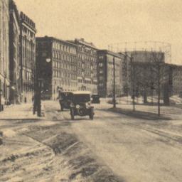 Riverside Drive, Looking So...