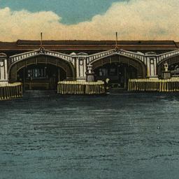 St. George Ferry House, Sta...