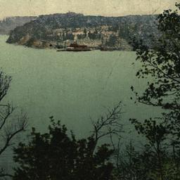 Hempstead Harbor. Sea Cliff...