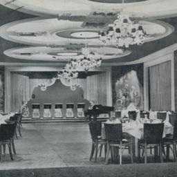 Belmont Plaza Hotel Baroque...