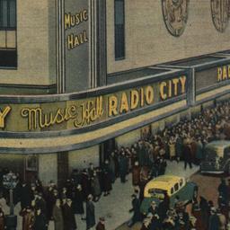 Scene Outside Radio City Mu...