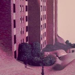 Model, street view.