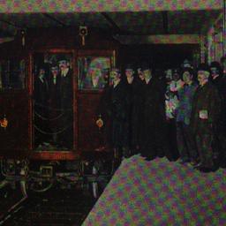 Borough Hall Station. Pictu...