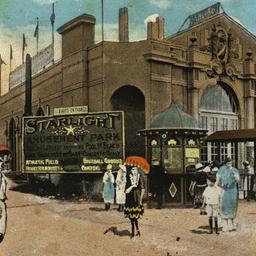 Entrance to Starlight Park,...