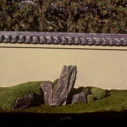 Japanese garden and decorat...