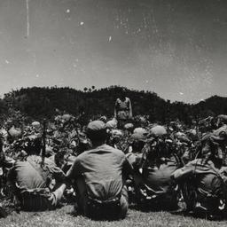 Chinese Soldiers Waiting Fo...
