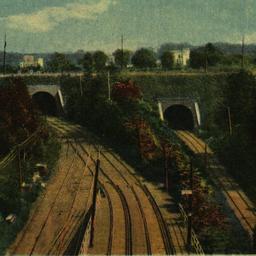 Sea Beach Line Crossing 64t...