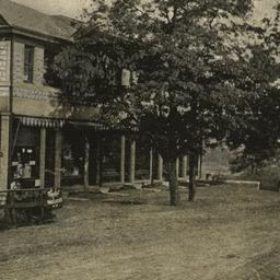 The Briarcliff Stores, Bria...
