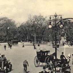 Entrance to Central Park, N...