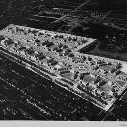 Parkway Village, Grand Cent...