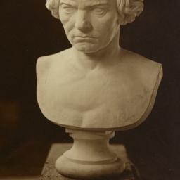 Page No. 021 - [Bust of Lud...