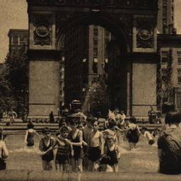 Midsummer Bathers in Washin...