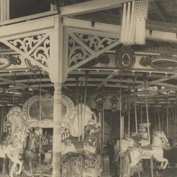 Carousel: Combination Gallo...