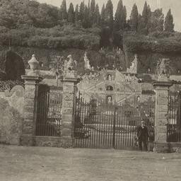 Page No. 088 - Pescia, Vill...