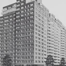 300 E. 71 Street, E 2-16