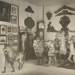 Mangels Museum: Display of ...