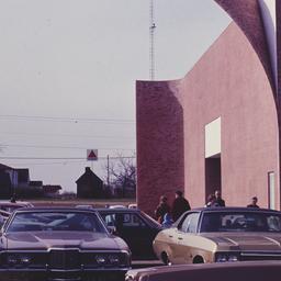 Exterior view, peeling faca...