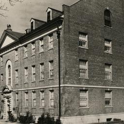 Officers Quarters D 160, Go...