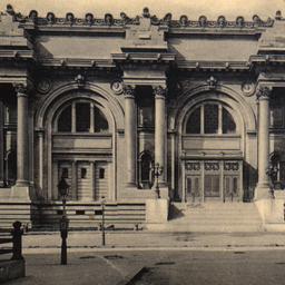 Metropolitan Museum of Art.