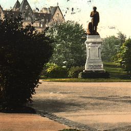 Central Park; Statue of Dan...