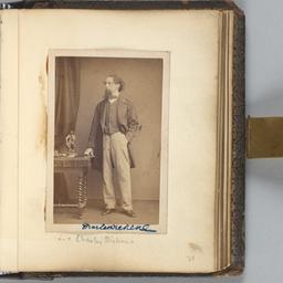 Charles Dickens, Standing