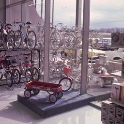 Inside/outside bicyle display.