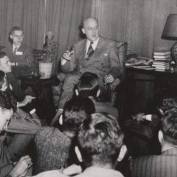 Reinhold Niebuhr with students