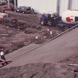 Construction view, workers ...