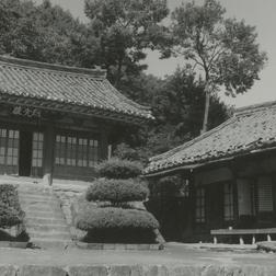 An overall view of a temple...