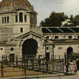 Elephant House New York Zoo...