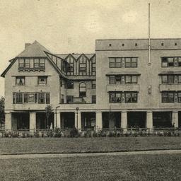 Studio Arcade, Bronxville, ...