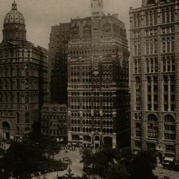 City Hall Park and Newspape...