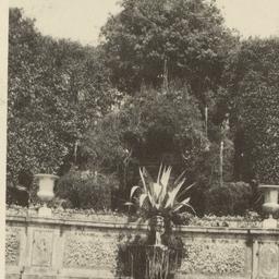 Page No. 080 - Lucca, Villa...