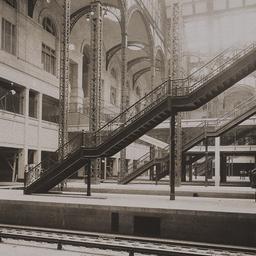 Page No. 019 - [Platforms]