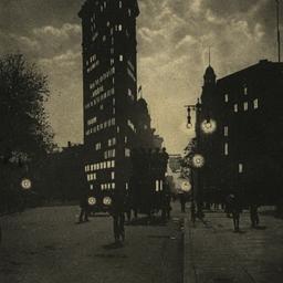 Flatiron by Moonlight, N. Y...