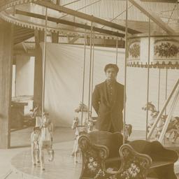Carousels: Pinto Bros. (Car...