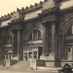 Fifth Avenue Façade Detail ...