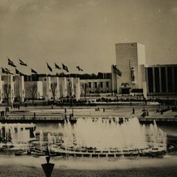 New York World's Fair 1...