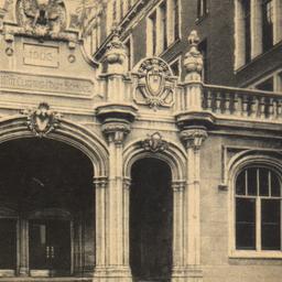 Tenth Avenue Entrance, De W...