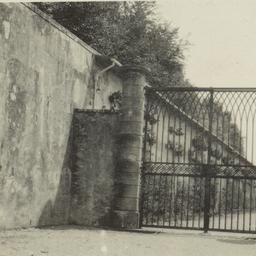 Page No. 074 - Gates