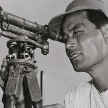 Director Hyŏng-p'yo Yi ...