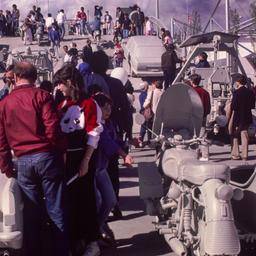 Crowds walking on undulatin...