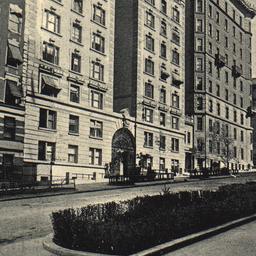 The Lasanno Court, 307-313 ...