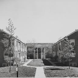 Parkway Village, Grand Cent...