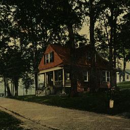 Entrance, to Hudson Park, N...