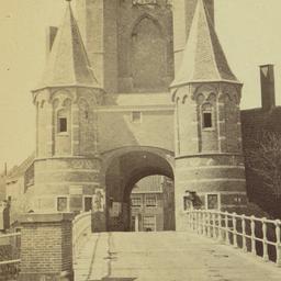 Page No. 102 - Haarlem Holl...