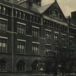 Adelphi College, St. James ...