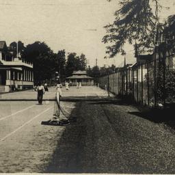 Knickerbocker Field Club, 1...